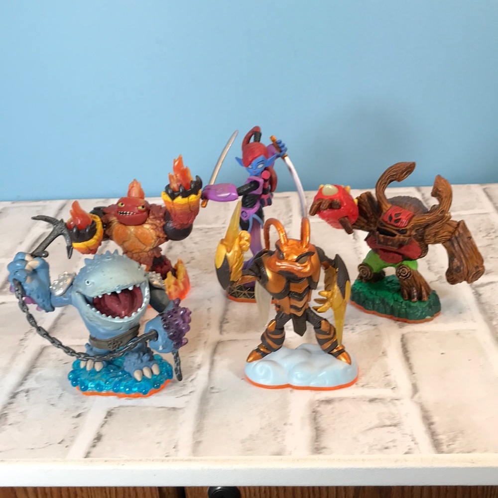 Lot of Skylanders Giants